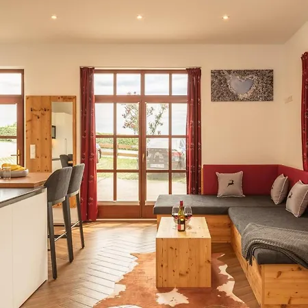 Apartment Kuschelnester Und Ferienwohnung Chiemseeglück Mit Wunderschönem Chiemseeblick *