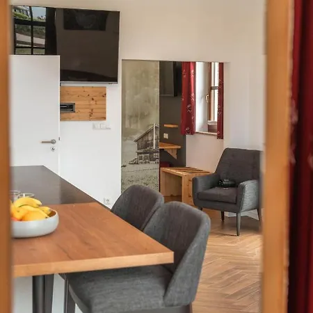 Kuschelnester Und Ferienwohnung Chiemseeglück Mit Wunderschönem Chiemseeblick Apartment